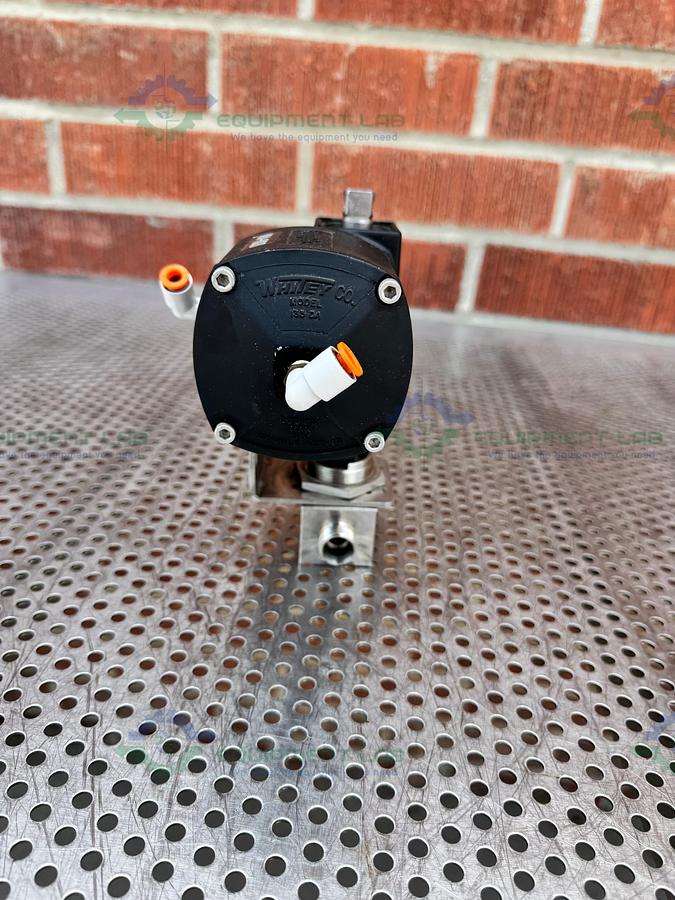 Used Whitey/Swagelok 133 DA Pneumatic Double Acting Actuator 200 PSI w/ SS45S8 Valve