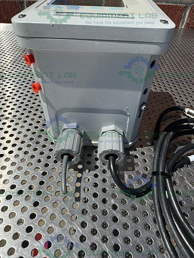 Used ABB  TB82PH1010010 Conductivity Transmitter 4-20 mA w/ Sensor