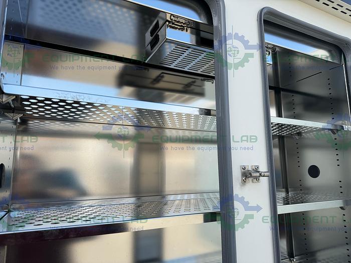 Used Caron  7410-5-1 CO2 Dual Stacked Laboratory Incubator 45°C, 115V