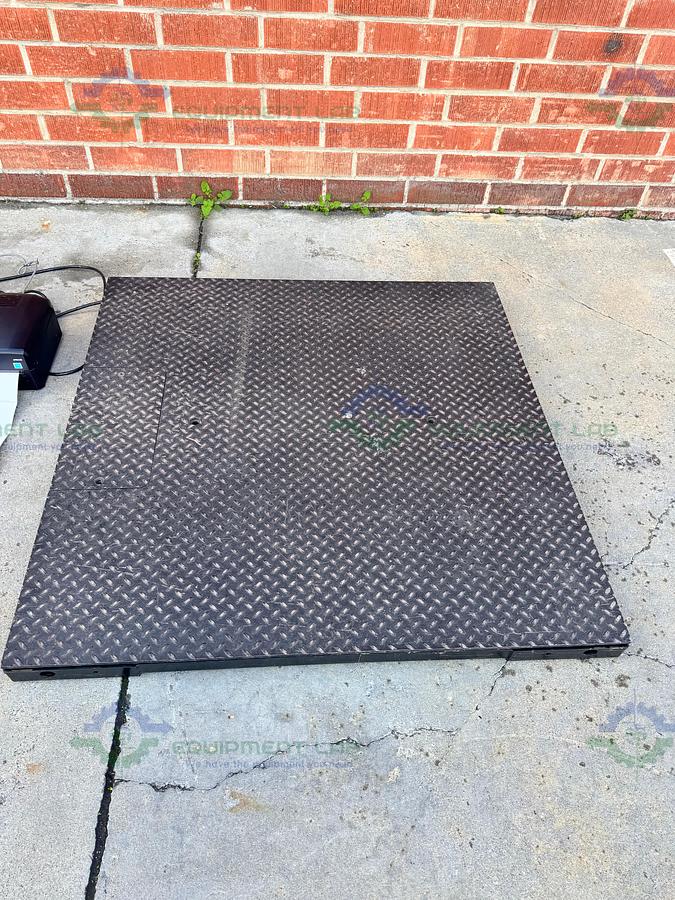 Used Mettler Toledo 48" x 48" Floor Scale 5000 lb w/ Mettler IND570, APR430 Printer