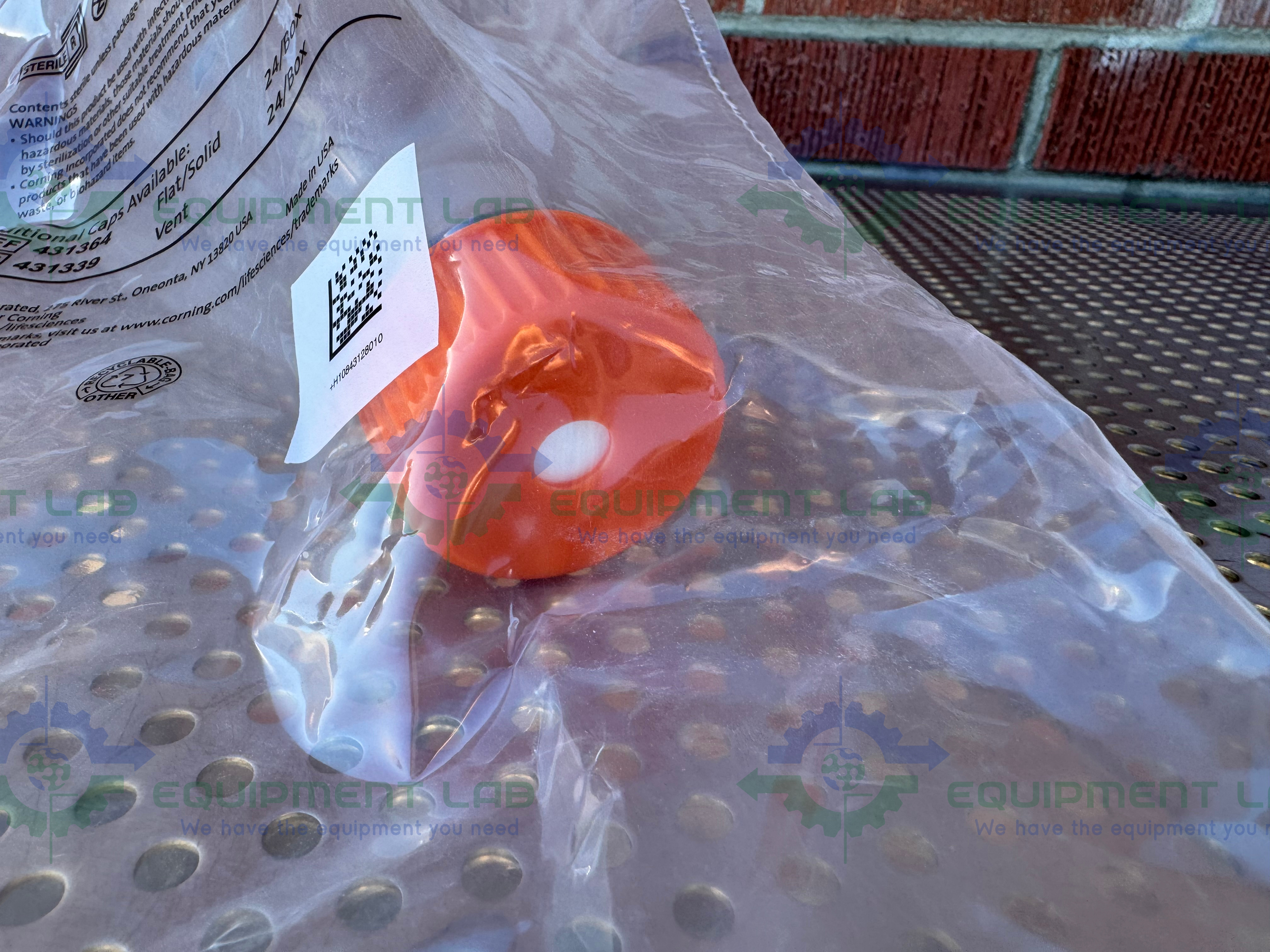 Lot of 7 - Corning  431280  PETG Erlenmeyer Flask with Vent Cap 2 L