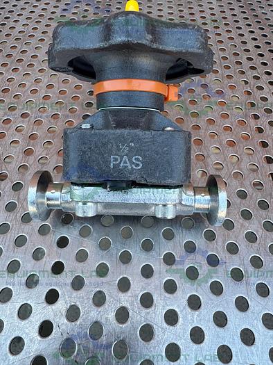 Used ITT Pure Flo 316L Stainless Steel Diaphragm Valve w/ 1/2" Sanitary Fitting