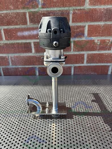 Used ITT Pure Flo Advantage 6 -Way Diaphragm Valve w/  1"  Sanitary Fitting