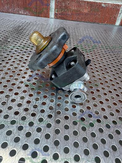 Used ITT / Grinnell 316L Stainless Steel Diaphragm Valve w/ 1/2" Sanitary Fitting