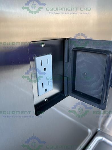 Used Labconco 302611100 Class II Type A2 Logic + Biological Safety Cabinet 6 Ft, 115V