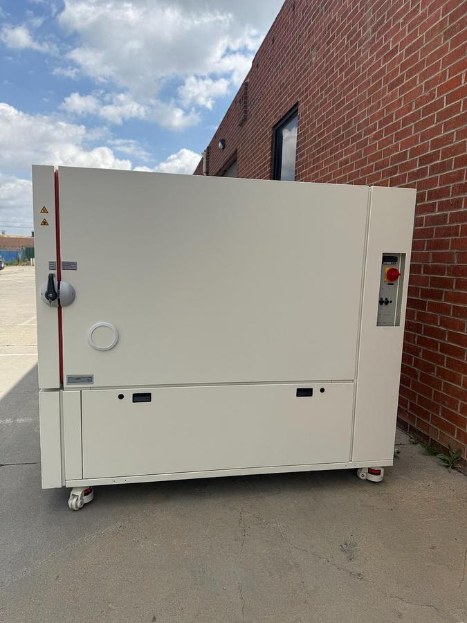Used Weiss Technik Endurance ENDH1500/70 Environmental Chamber +180C to -70C Humidity
