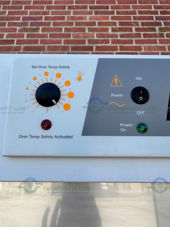 Used Sheldon / Shel Lab 2440 Large Capacity Upright CO2 Incubator 60°C 40 Cu. Ft.