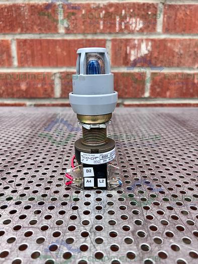Used Allen-Bradley  800H-QPT24 Series C Illuminated Push Button Switch 24V