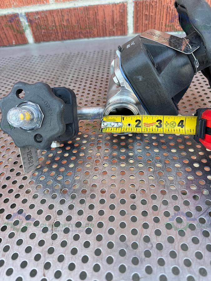 Used 2- ITT Pure Flo RA25MAX Diaphragm Valve w/ 1 1/2" to 1/2" Sanitary Fitting