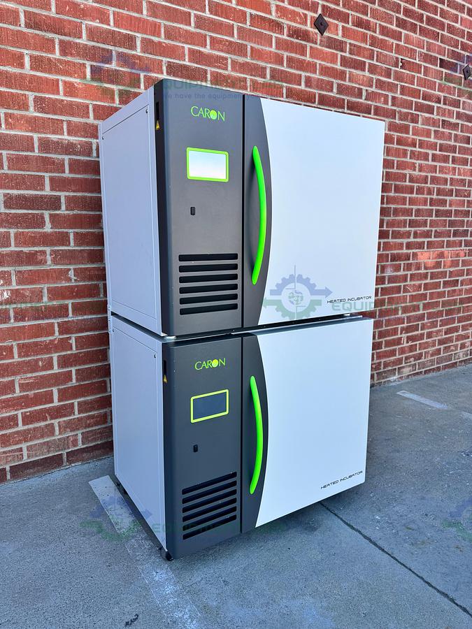 Used Caron 7002-10-1 Double Stack Heated Incubator, 10 cu. ft, 70ºC, 115 VAC