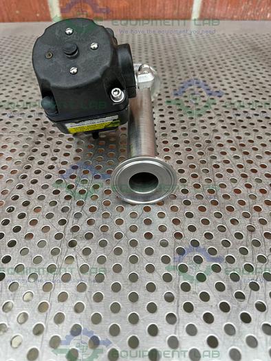 Used ITT Pure Flo Advantage 3 Way Diaphragm Valve w/ 1" to 1/4" Sanitary Fittings
