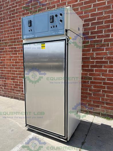 Used Thermo Fisher   3940  Refrigerated Incubator w/ Humidity 29 Cu Ft., 0° to 60°C