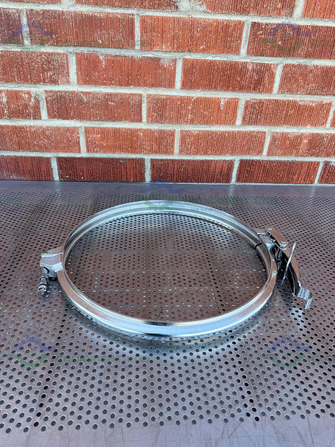 Used Unbranded Stainless Steel Heavy Duty 18" Clamp