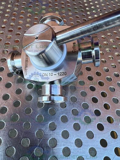 Used GE Healthcare Salvi  DN10 1220 4-way 316 Valve 18-1012-57 w/3/4" Sanitary Fitting