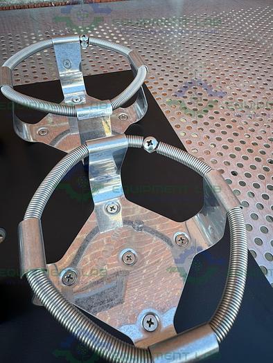 Used New Brunswick  Innova 42 Shaker  Platform 18" x 18" w/  Flask Holders