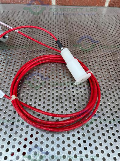 Used ABB TB82EC1010211 Conductivity Transmitter 4-20 mA w/ Sensor