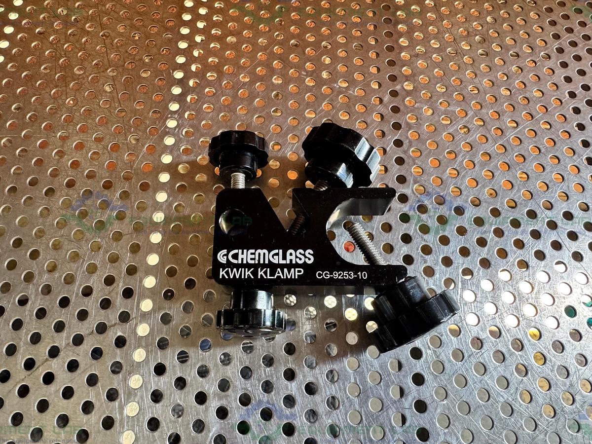 Used Chemglass CG-9253-10 Universal Ridge Kwik Klamp II