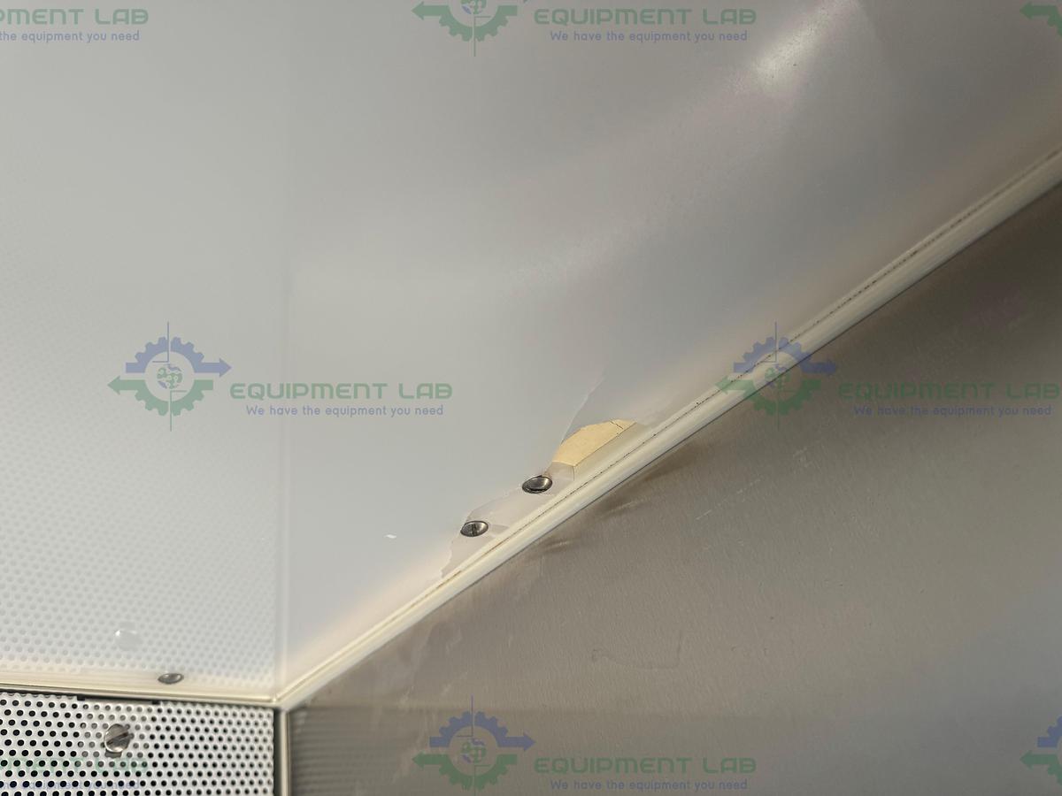 Used Thermo Forma 1856 Class 100 Horizontal Laminar Flow Clean Workstation 6 Ft