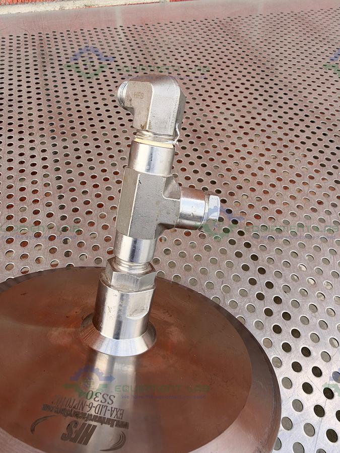 Used HFS EXA-LID-6-NPT0102 Stainless Steel Spray Ball w/ 6" Sanitary Fitting