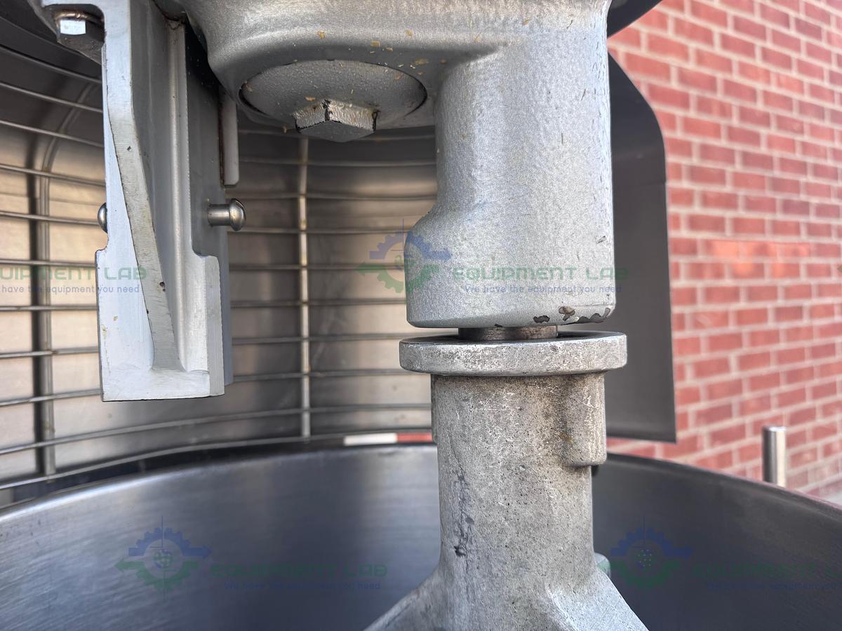 Used Hobart HL800 Legacy 80 Quart Planetary Mixer w/ Bowl Truck 3 HP , 2 PH