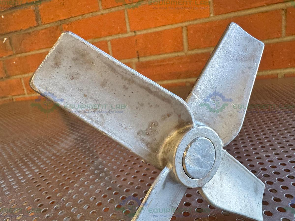Used Unknown Stainless Steel Impeller Shaft / Mixing Rod 40" Height x 1"