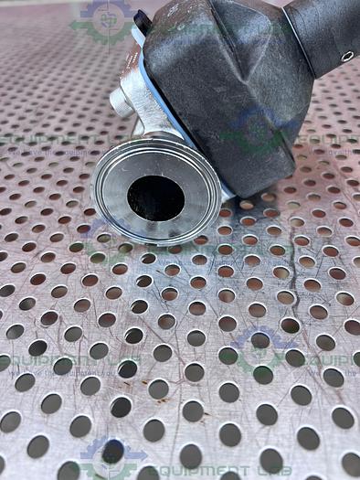 Used ITT Pure Flo 1-316L-RA15MAX-CWP150 Diaphragm Valve w/ 1" Sanitary Fitting