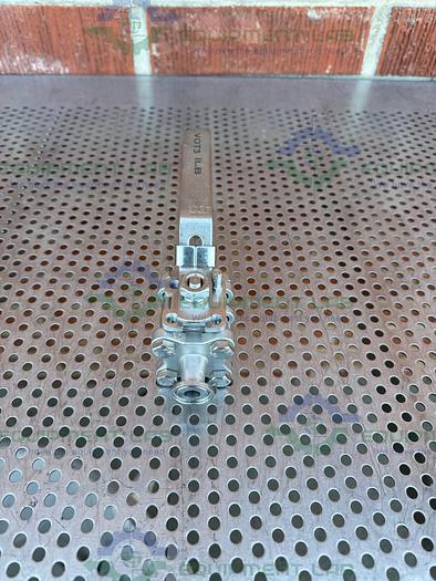 Used Unbranded Stainless Steel Ball Valve w/ 1/2" Sanitary Fitting