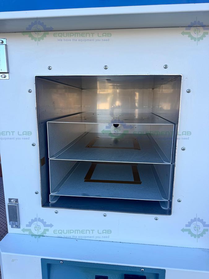 Used Lindberg / Blue M VO1218A Vacuum Oven 6° to 260°C, 1.5 cu. ft.