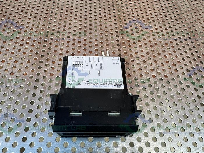 Used Red Lion Controls  APLLP 500 Apollo Loop Powered Process Indicator