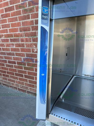 Used Labconco 302611100 Class II Type A2 Logic + Biological Safety Cabinet 6 Ft, 115V