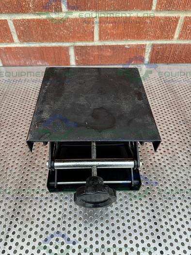 Used Unknown   8" x 8" x 14 1/2" Table-Top Lab Jack