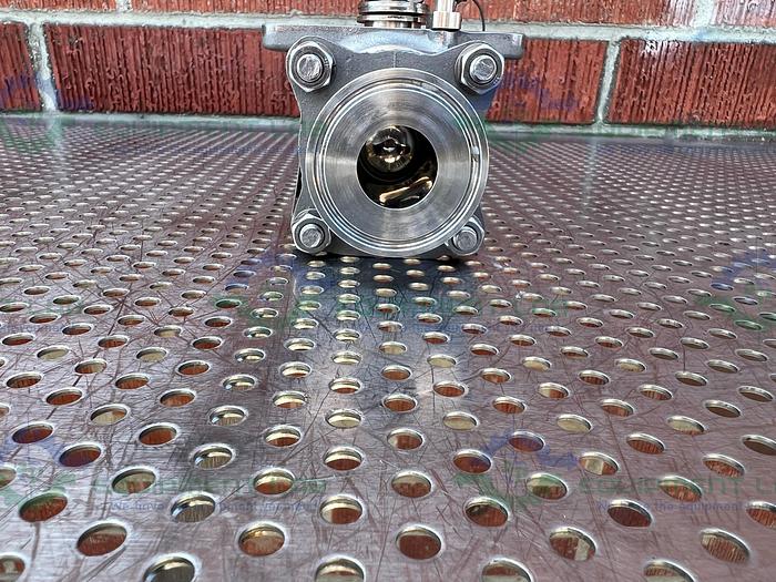 Used PBM  SIC-E5X-D-F04D Stainless Steel Ball Valve w/ 1" Sanitary Fitting