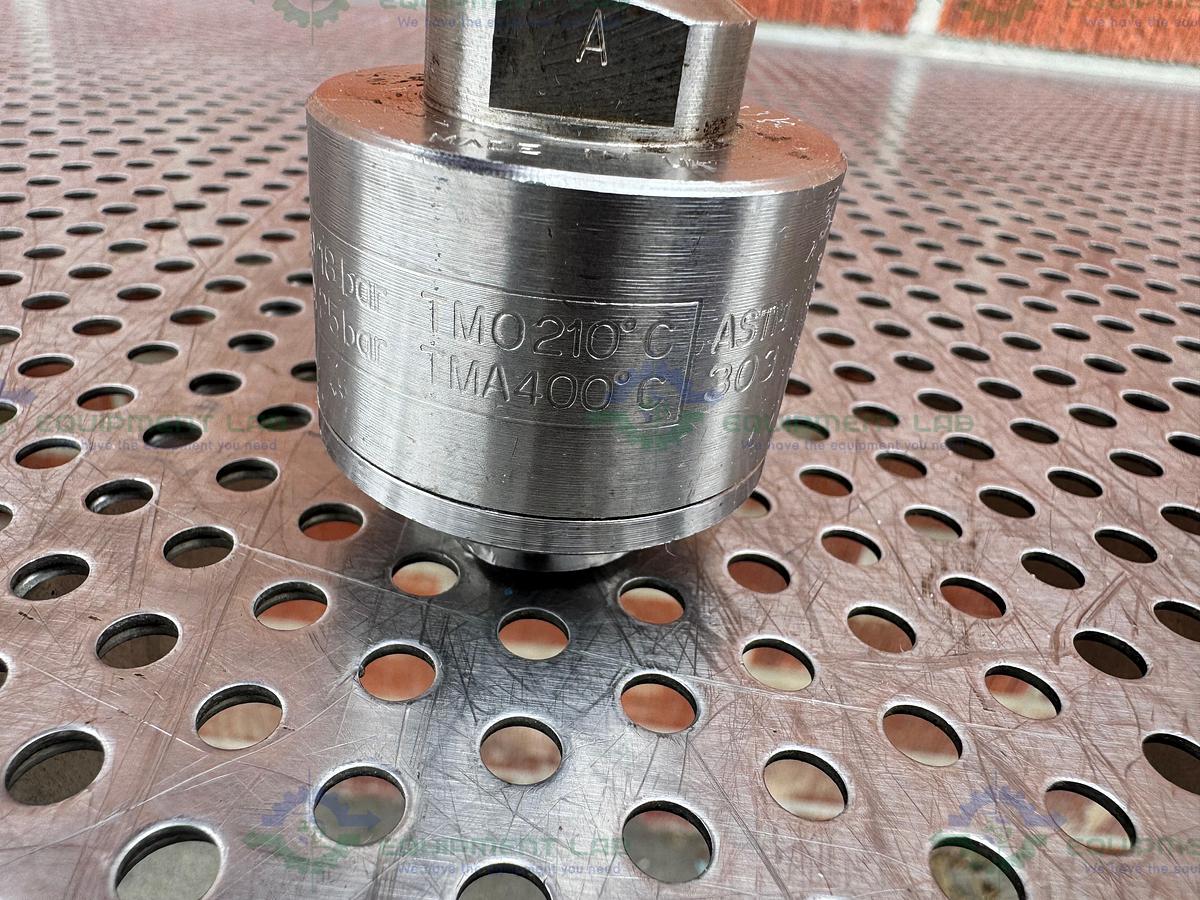Used Spirax Sarco MST18 ASTM 303 Steam Trap PMA 25 Bar w/ 1/4" NPT Fitting