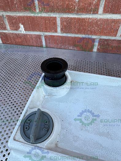 for parts or not working Edwards  E2M28 Rotary Vacuum Pump 21 CFM 220/240V