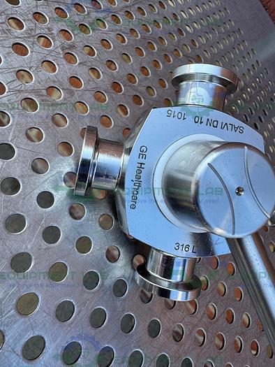 Used GE Healthcare Salvi DN10 1015 4-way 316 Valve 18-1012-57 w/1.2" Sanitary Fitting