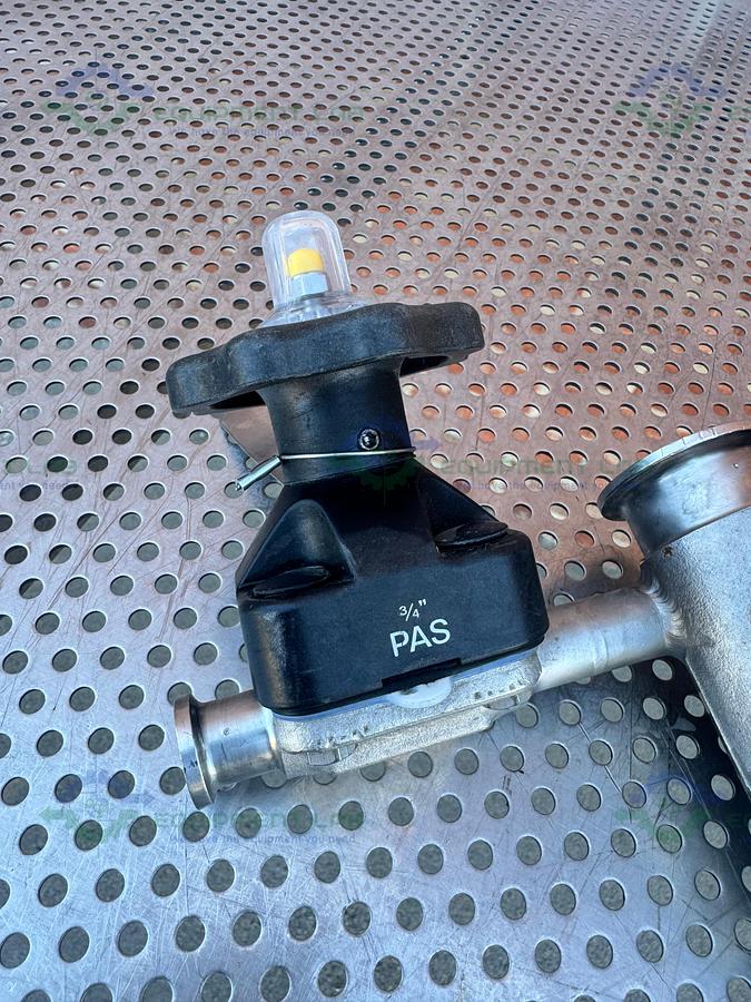 Used 2- ITT Pure Flo RA25MAX Diaphragm Valve w/ 1 1/2" to 3/4" Sanitary Fitting