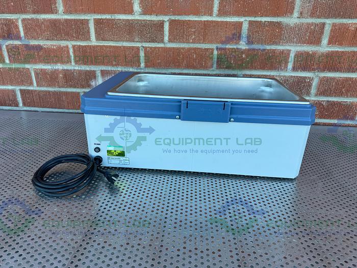 Used Fisher Scientific  Isotemp 220 Digital Temp Control Water Bath Ambient to 100°C