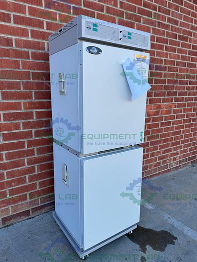 Used Nuaire  NU-8700 Autoflow IR Water Jacketed CO2 Dual Stacked Incubator