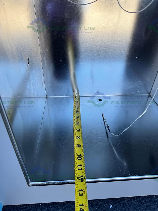 Used Thunder Scientific 2500 ST Humidity Generator 0 - 70ºC, RH 10% - 95%, 653 Hrs