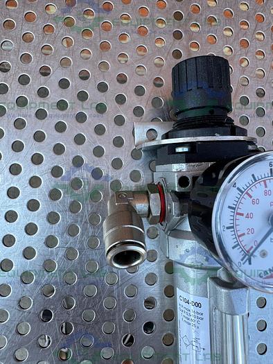 Used Camozzi  C104-D00 Filter Regulator 0 - 160 PSI w/ Camozzi Gauge