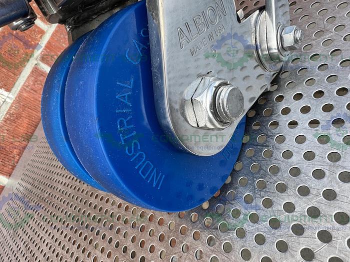 Used Albion Dual Tech 5" Industrial Caster w/ Threaded Fitting, 6" x 4.5" Platform