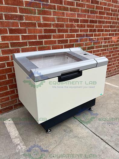 Used Eppendorf New Brunswick Excel E25 Incubator Shaker 60°C, 120V w/ 1" Orbit