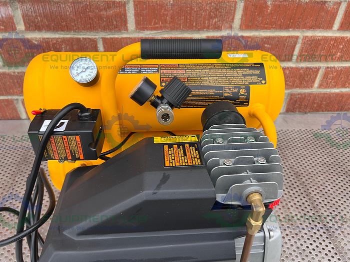Dewalt MK246 Portable Electric Air Compressor 4 Gallon, 3400 RPM, 120V