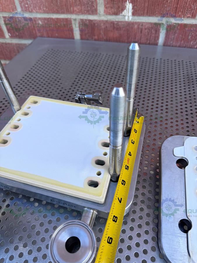 Used Millipore Stainless Steel Pellicon Filter Holder w/ GW Kent Gauge