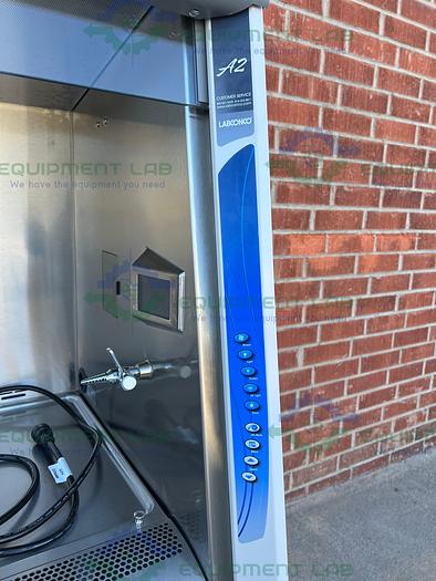 Used Labconco 302611100 Class II Type A2 Logic + Biological Safety Cabinet 6 Ft, 115V