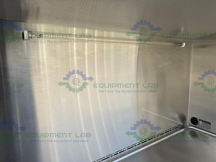 Used Labconco 302419000 Logic Biosafety Cabinet 4' Class II Type A2 w/ Hydraulic Legs