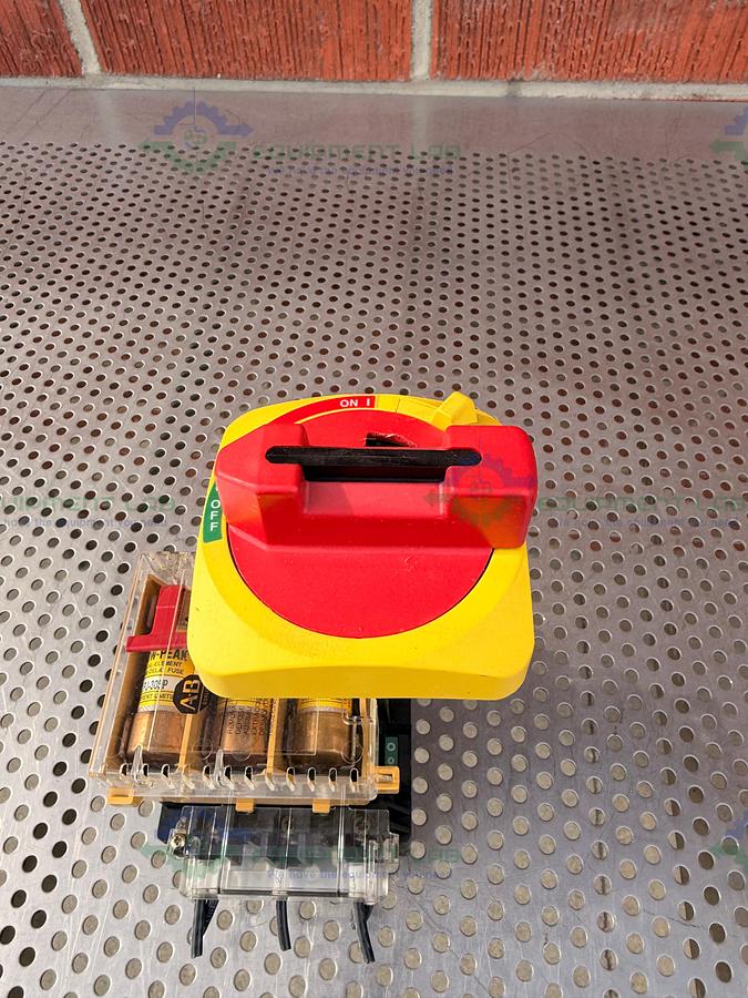 Used Allen Bradley 194R-NJ030P3 3-Pole, 30 amp Fused Rotary Disconnect Switch