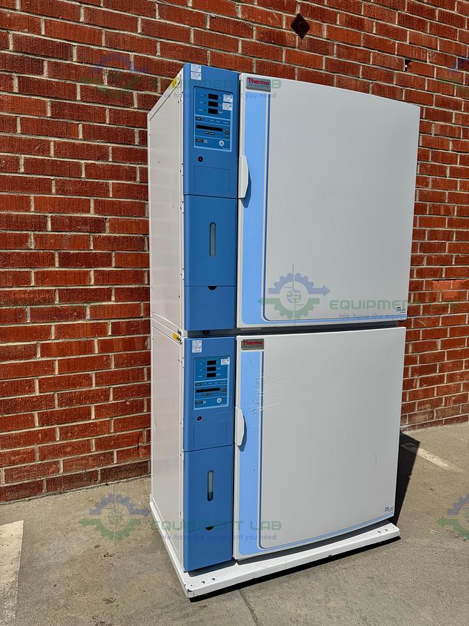 Used Thermo Forma 3310 Steri-Cult Double Stack CO2 Incubator, 11 cu. ft, 50C