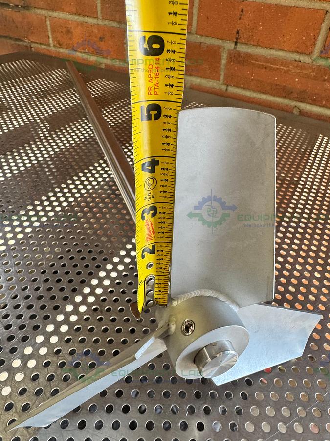 Used Unknown Stainless Steel Impeller Shaft / Mixing Rod 39" Height x 1"