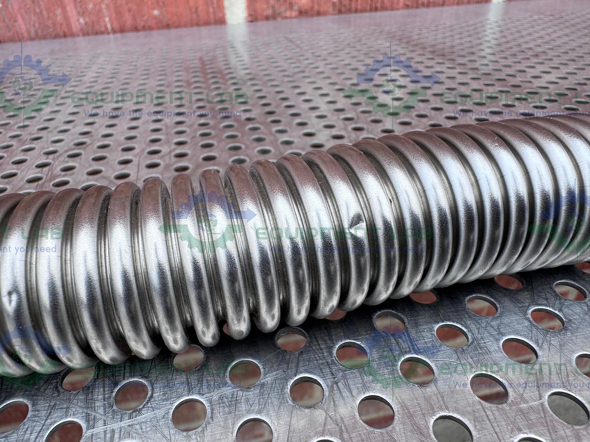 Used Stainless Steel Bellows Flexible Vacuum Hose 10" w/ KF 25 Fitting